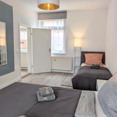 Casa Apartment Modern Vintage Flexibilitaet Pur- Perfektes Apartment Fuer Familien Und Geschaeftsreisende 5 Schlafplaetze, Vollausstattung, Amazon Prime & Parkplatz Inklusive Magdeburg Ngoại thất bức ảnh