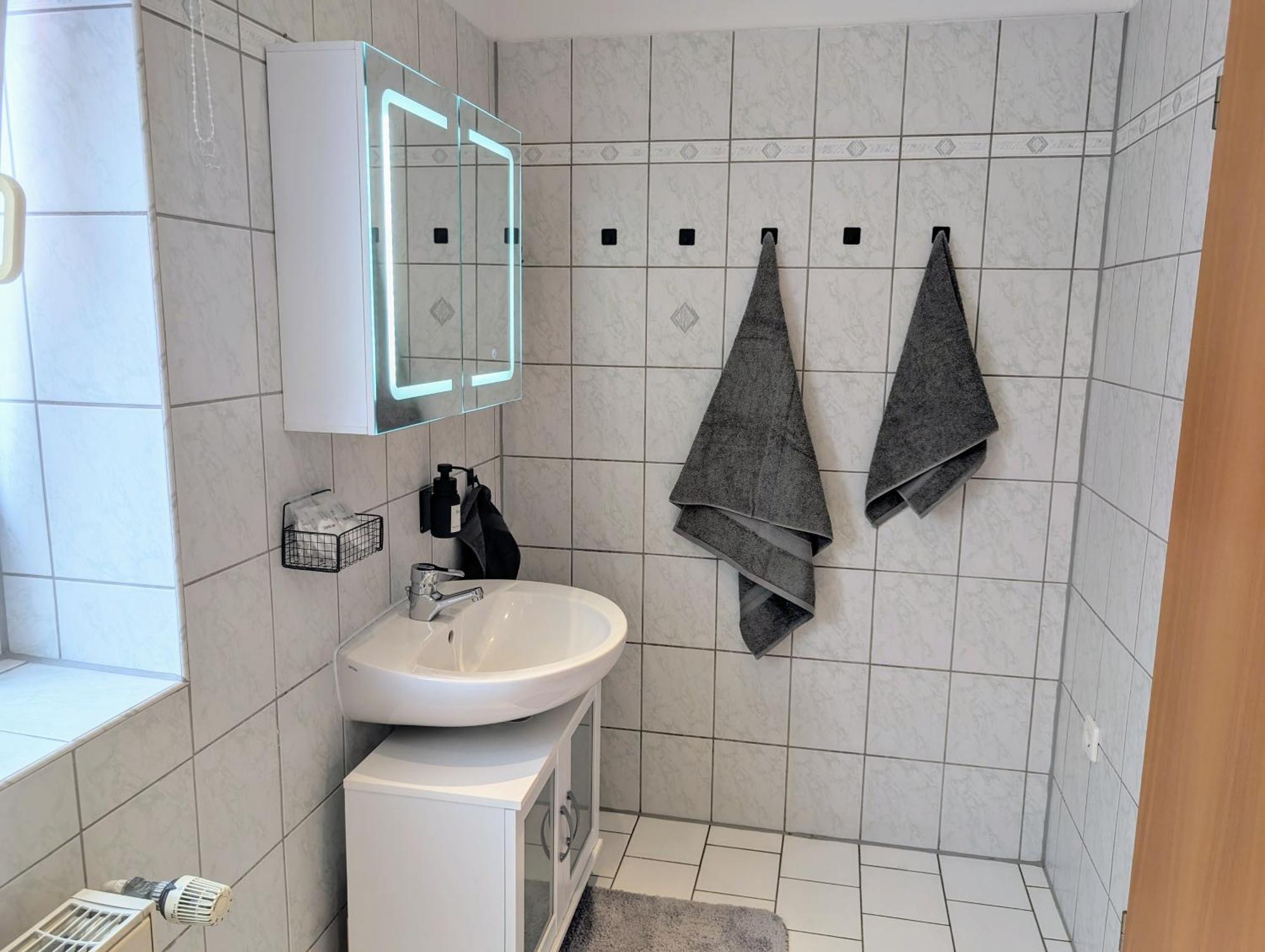Casa Apartment Modern Vintage Flexibilitaet Pur- Perfektes Apartment Fuer Familien Und Geschaeftsreisende 5 Schlafplaetze, Vollausstattung, Amazon Prime & Parkplatz Inklusive Magdeburg Ngoại thất bức ảnh